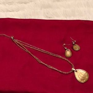Tan Oval Necklace & Earrings